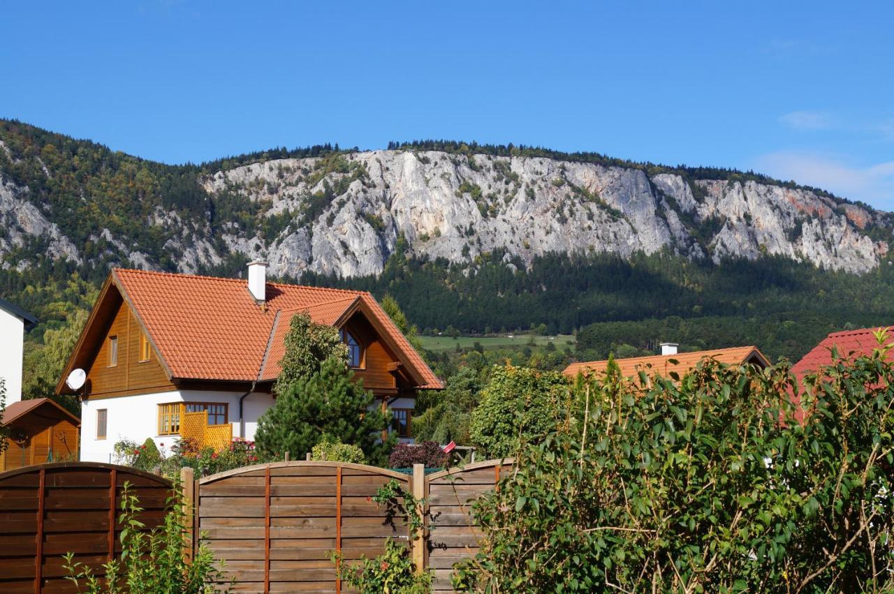 Отель Haus Bergblick Maiersdorf Экстерьер фото